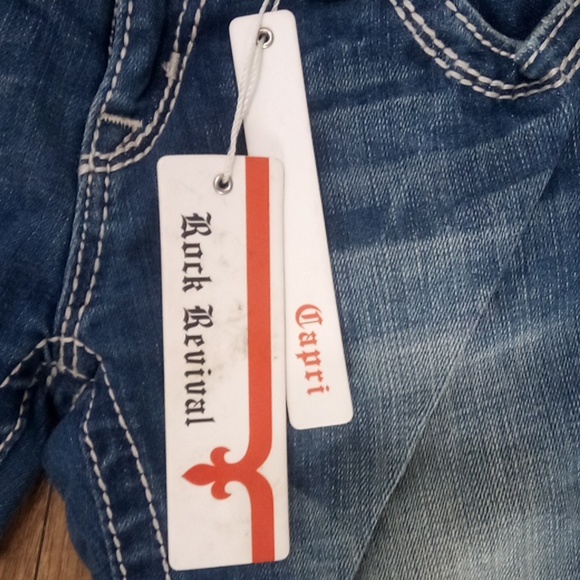 Rock Revival Women's 26 Capri Celine Bejeweled Distressed - Picture 5 of 11